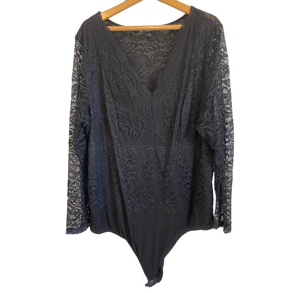 Torrid black lace long sleeve bodysuit solid sheer lined V-neck snaps Size 4X - Picture 1 of 7